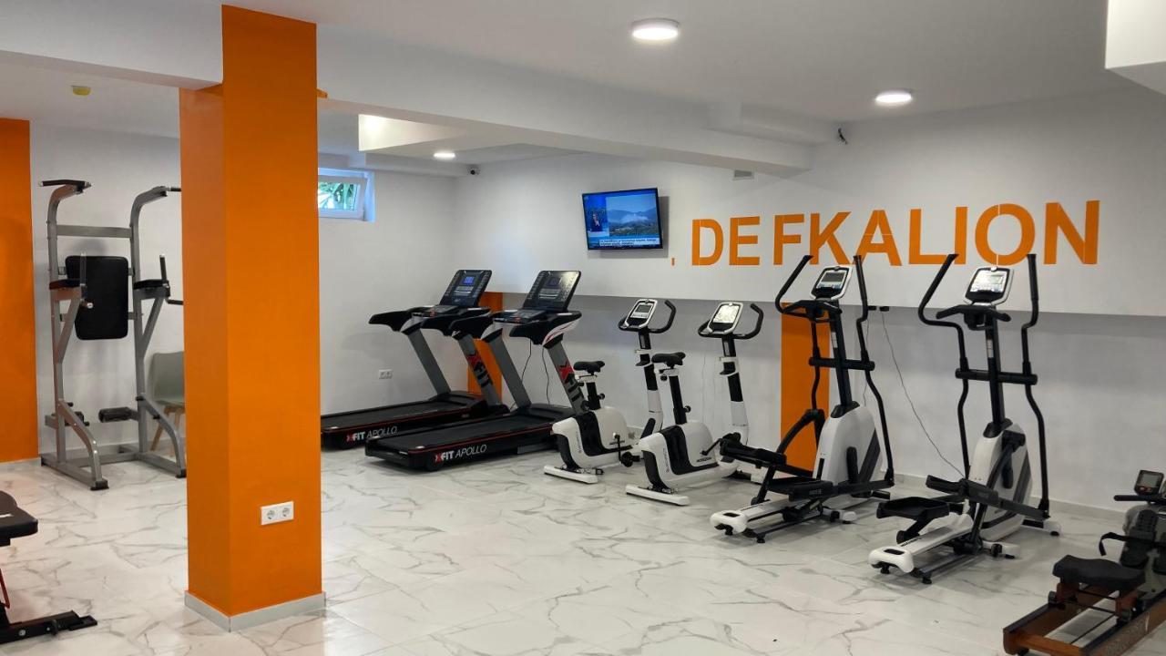 Hotel Defkalion Петра Екстер'єр фото