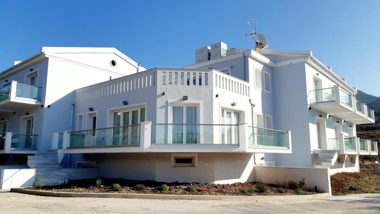 Hotel Defkalion Петра Екстер'єр фото