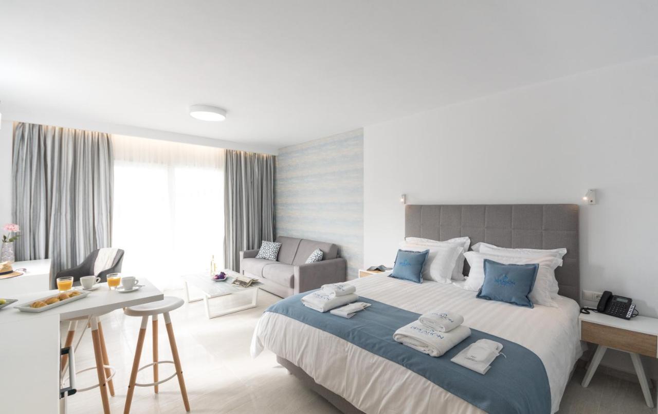 Hotel Defkalion Петра Екстер'єр фото